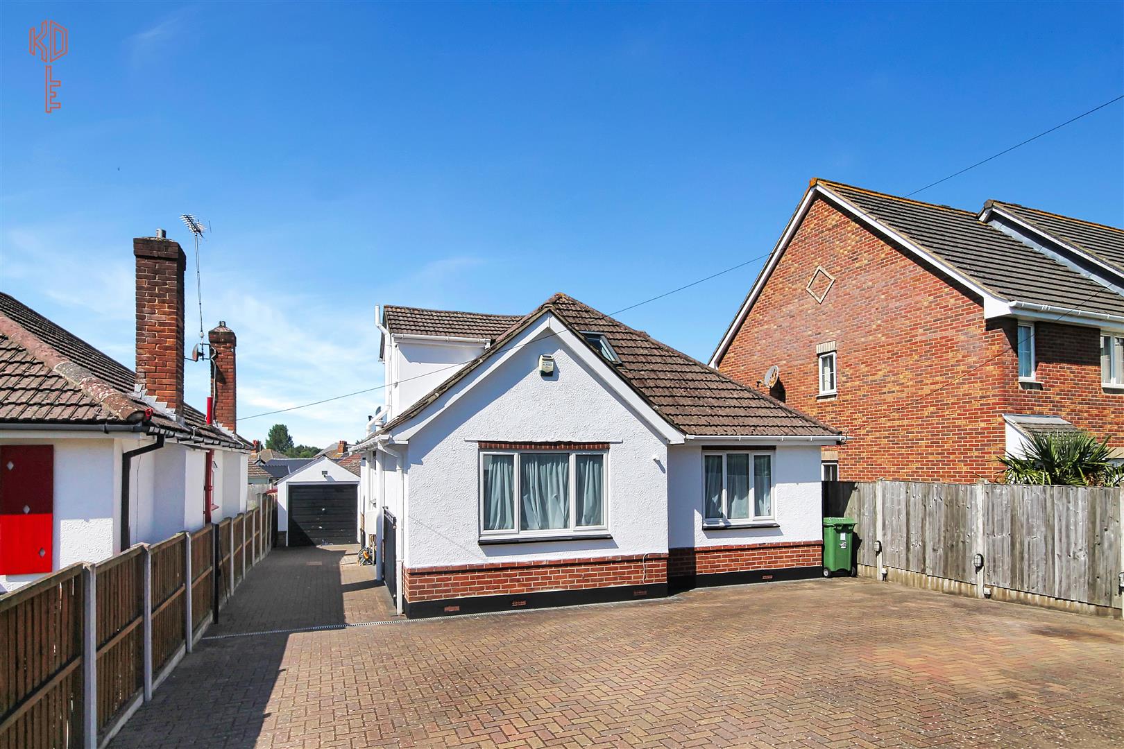 4 Bedroom Bungalow Fernside Road, Oakdale, Poole